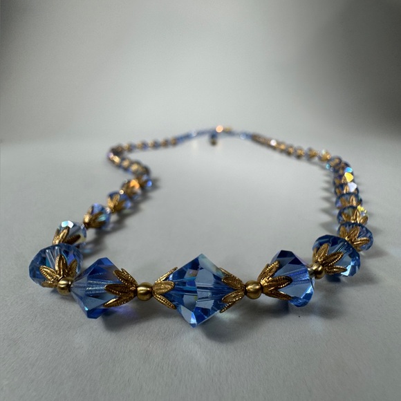 Jewelry - Vintage blue aurora borealis crystal bead necklace with gold-tone spacers